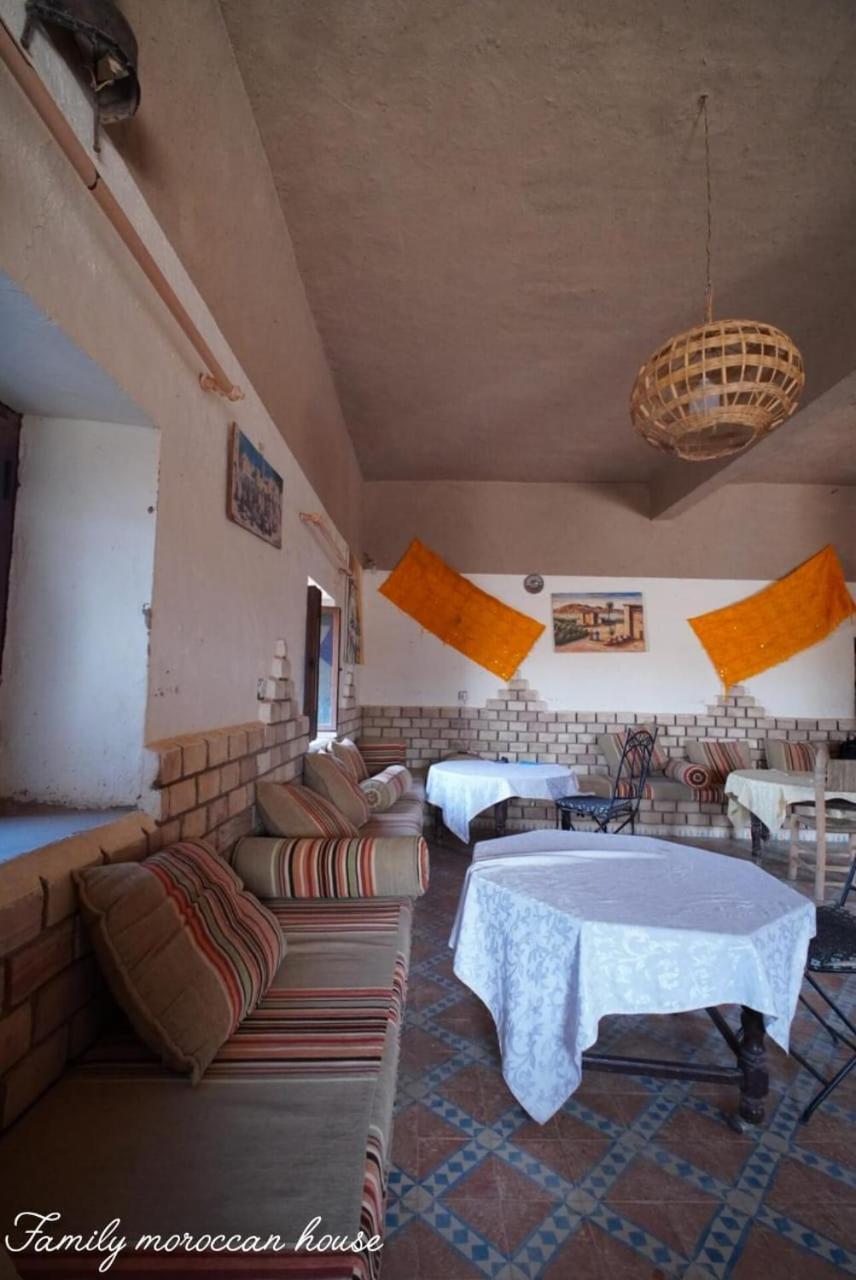 Family Moroccan House Merzouga Exterior photo